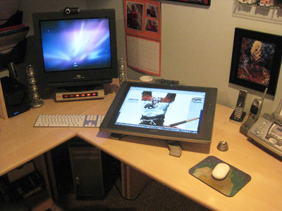 My desk 2010 (Mac Pro with Wacom Cintiq')